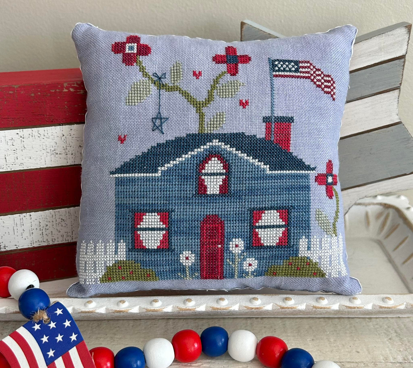 PREORDER Patriotic House 2